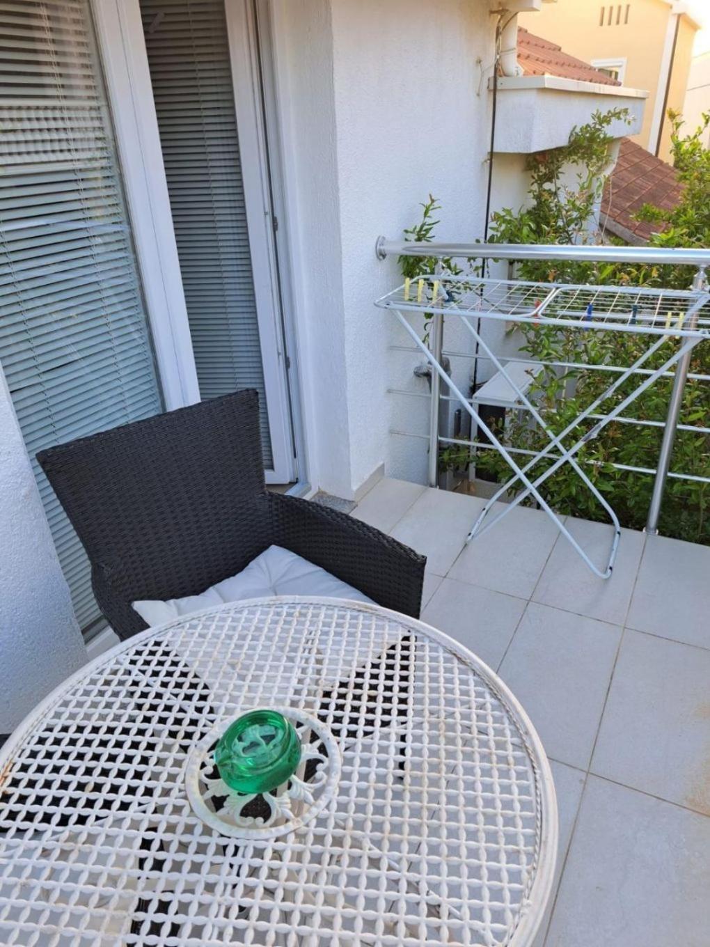 Apartments Olive Garden - Swimming Pool ビオグラード・ナ・モル エクステリア 写真