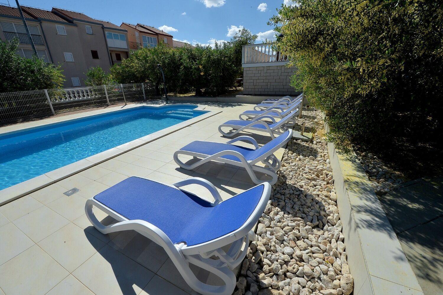 Apartments Olive Garden - Swimming Pool ビオグラード・ナ・モル エクステリア 写真